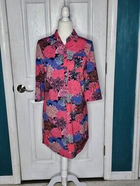 Tracy Negoshian Vibrant Pink Floral Button-Up Tunic Dress